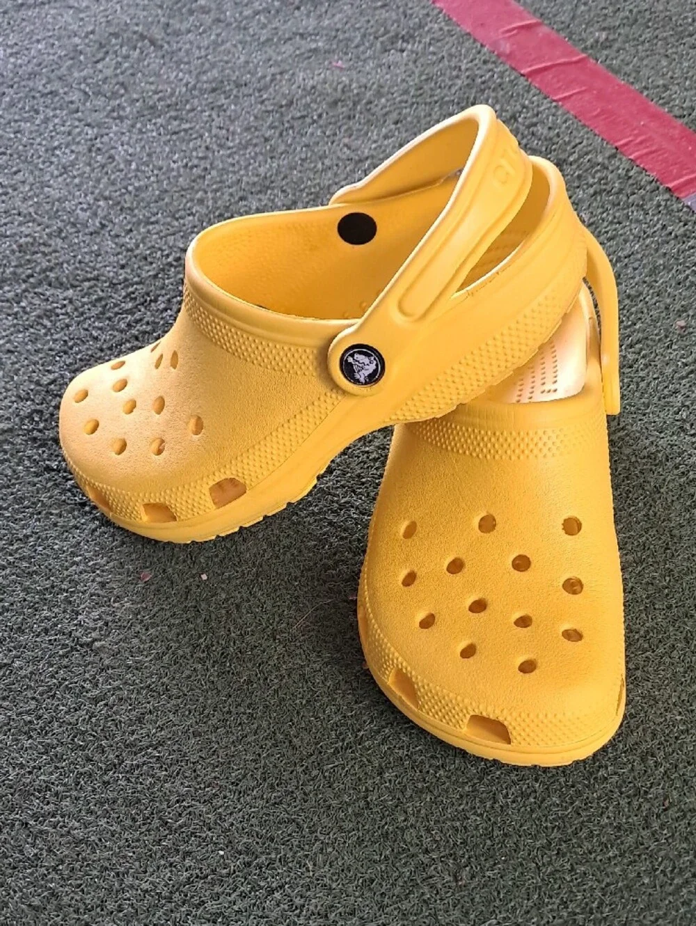 CROCS unisex bright